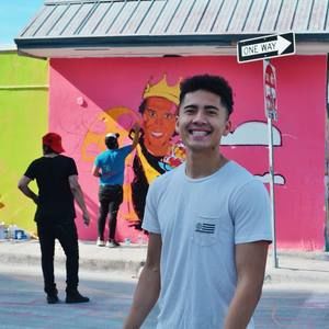 Meet your Posher, Jonathan